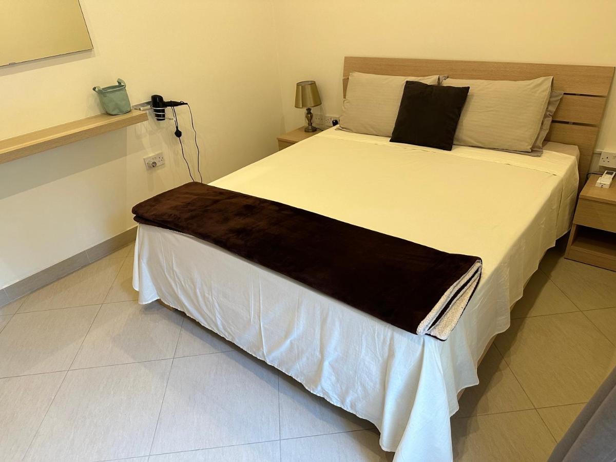 Ewa Apt - 3-Bedrooms Apt Near Sliema - St Julians Seafront Gzira Exterior foto