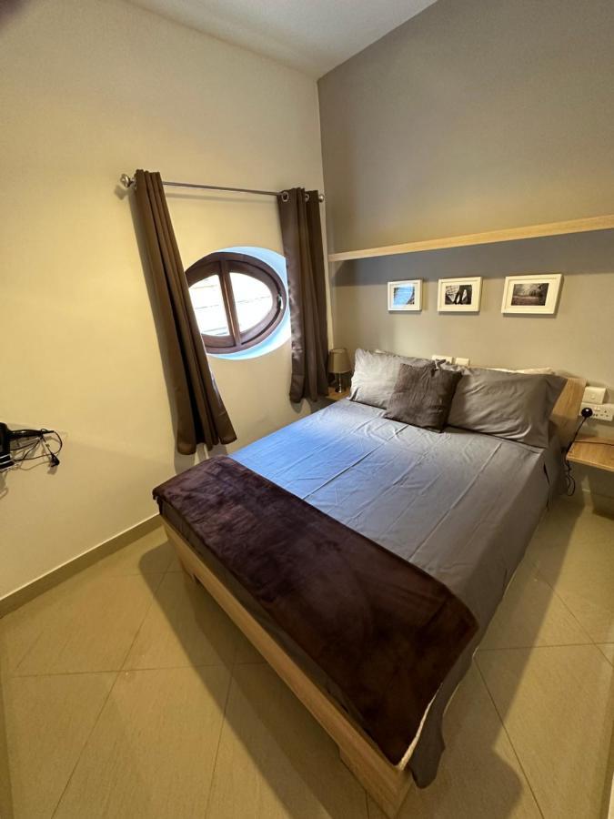 Ewa Apt - 3-Bedrooms Apt Near Sliema - St Julians Seafront Gzira Exterior foto