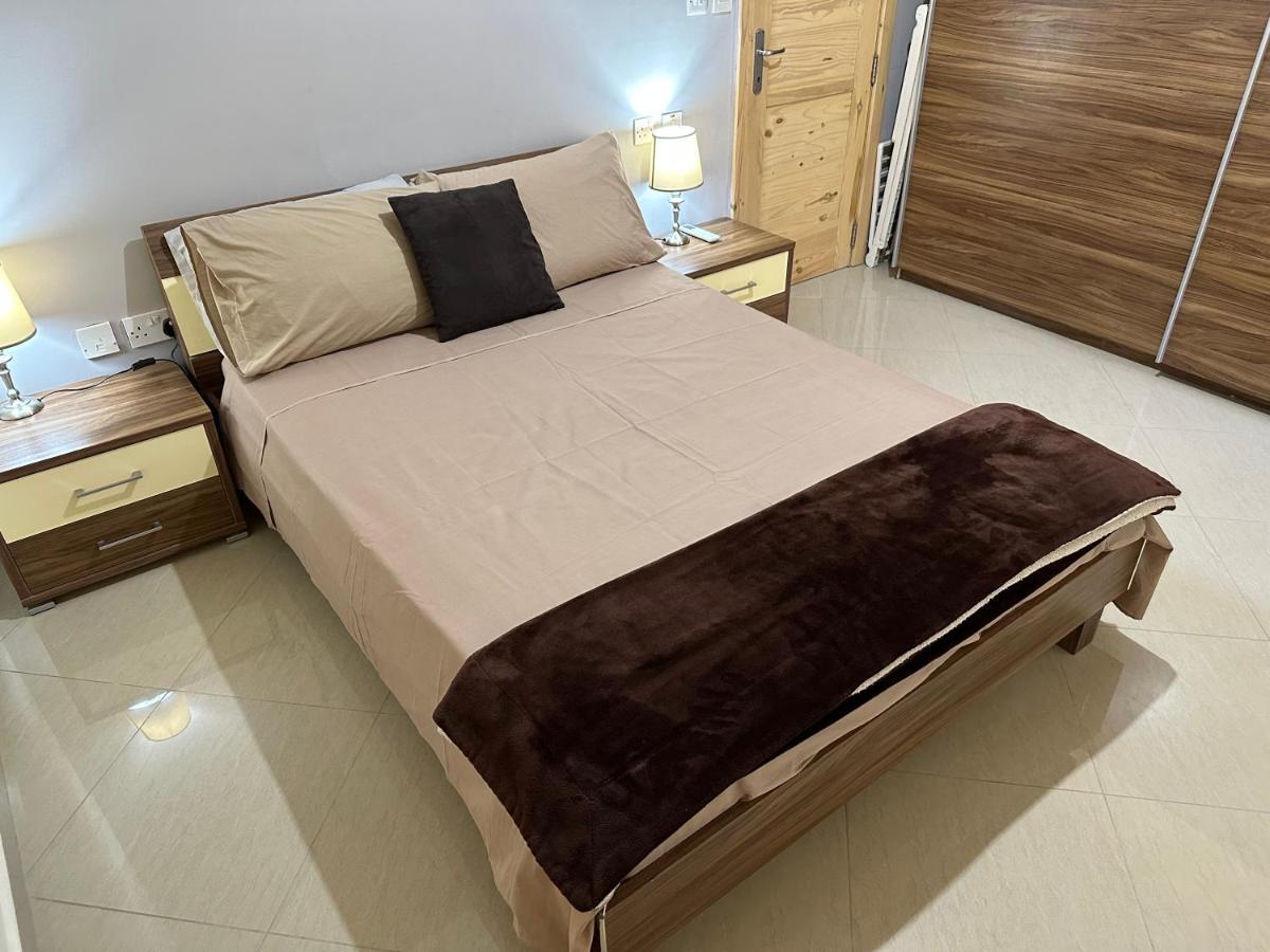 Ewa Apt - 3-Bedrooms Apt Near Sliema - St Julians Seafront Gzira Exterior foto