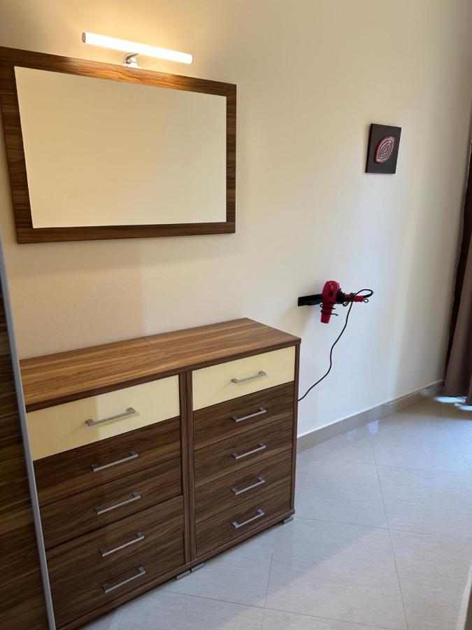 Ewa Apt - 3-Bedrooms Apt Near Sliema - St Julians Seafront Gzira Exterior foto